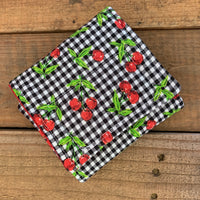 Universal Drink COW  - Black Gingham Cherries