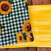 Universal Drink COW - Green Gingham Sunflowers