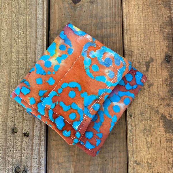 Universal Drink COW - Batik Orange/Purple/Blue Dots