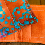 Universal Drink COW - Batik Orange/Purple/Blue Dots