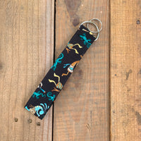 Handmade Wristlet Keychain - Kokopelli and Gecko